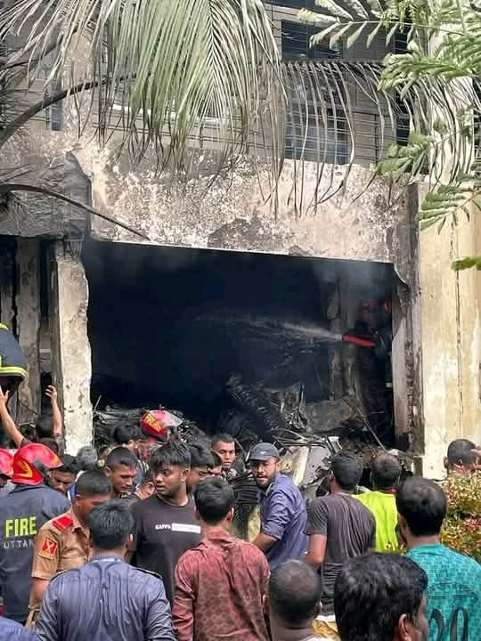বিমান বিধ্বস্তে আহত ১৫০ জন বিভিন্ন হাসপাতালে চিকিৎসাধীন
