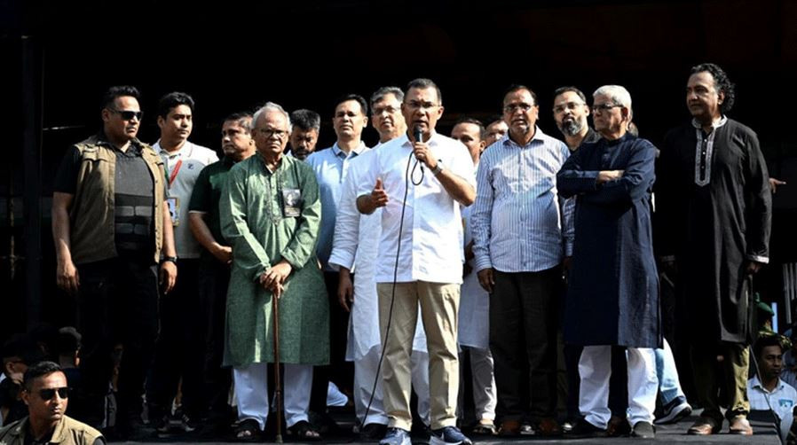 অসহায় মানুষের পাশে থাকতে নেতাকর্মীদের প্রতি আহ্বান প্রধানমন্...