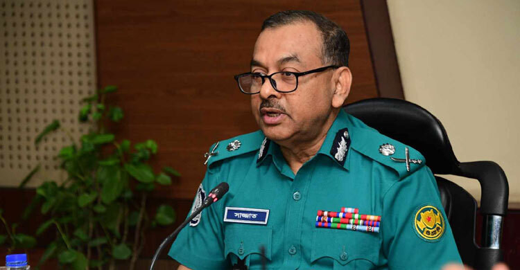 নির্ধারিত হাসিলের বাইরে অতিরিক্ত অর্থ আদায় নয়: ডিএমপি কমিশনা...