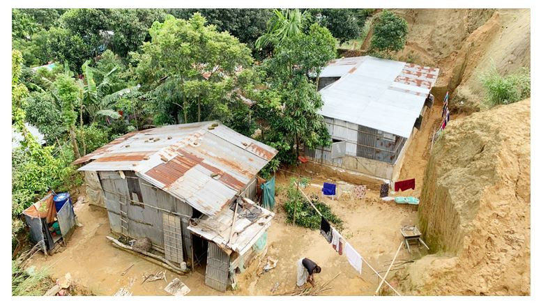 সিলেটে মৃ ত্যু র সাথে বসবাস করছেন যারা