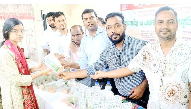 মৌলভীবাজারের কমলগঞ্জে মেধাবী শিক্ষার্থীদের সংবর্ধনা প্রদান