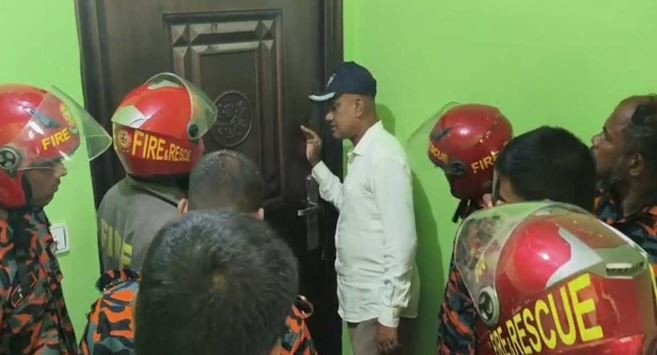 সুনামগঞ্জে ১৪ ঘণ্টা রুমে আটকা ৫ ছাত্রী, দরজা ভেঙ্গে উদ্ধার
