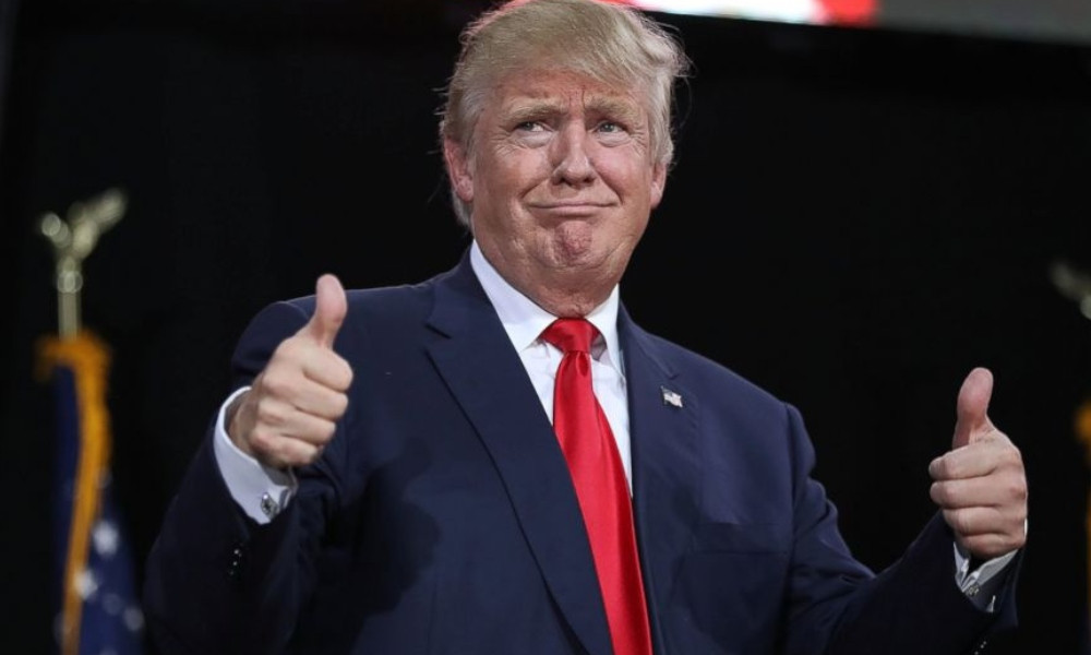 ইরানের সঙ্গে চুক্তি সইয়ের ঘোষণা ট্রাম্পের