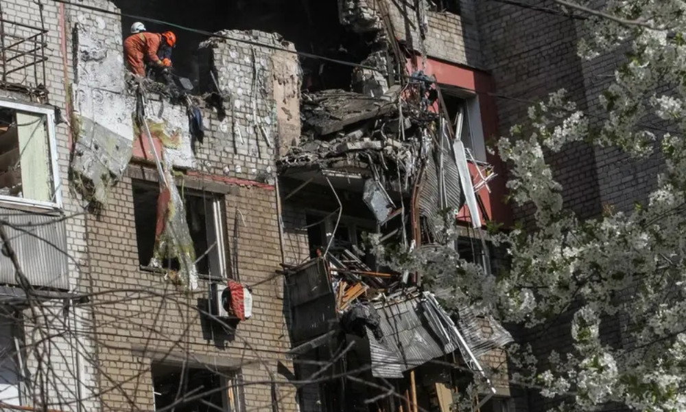 ইউক্রেনে রুশ হামলায় নিহত ২, আহত ৮