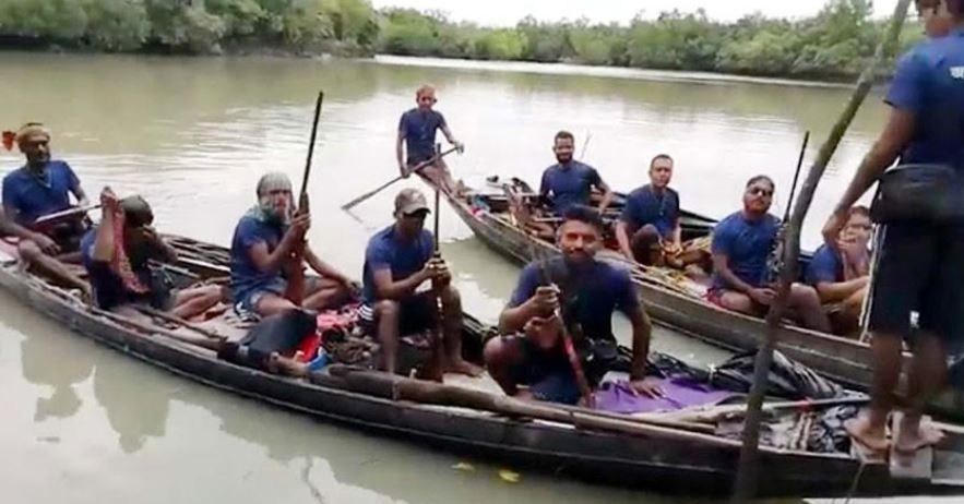 মুক্তিপণ দিয়ে ফিরলেন ৬ জেলে, নিখোঁজ আরও ৪ দস্যুমুক্ত ঘোষণার...