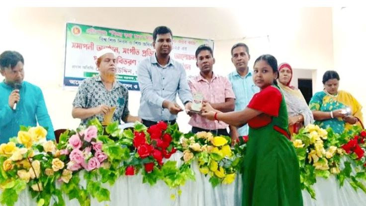 মৌলভীবাজারের কুলাউড়ায় বিশ্ব শিশু দিবস ও শিশু সপ্তাহের সমাপ...