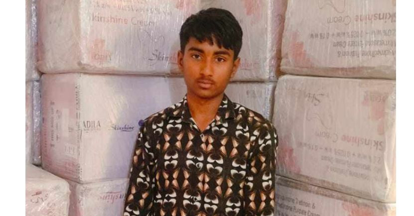 সিলেটে অর্ধকোটি টাকার চোরাই ক্রিম জব্দ : গ্রে ফ তা র ১