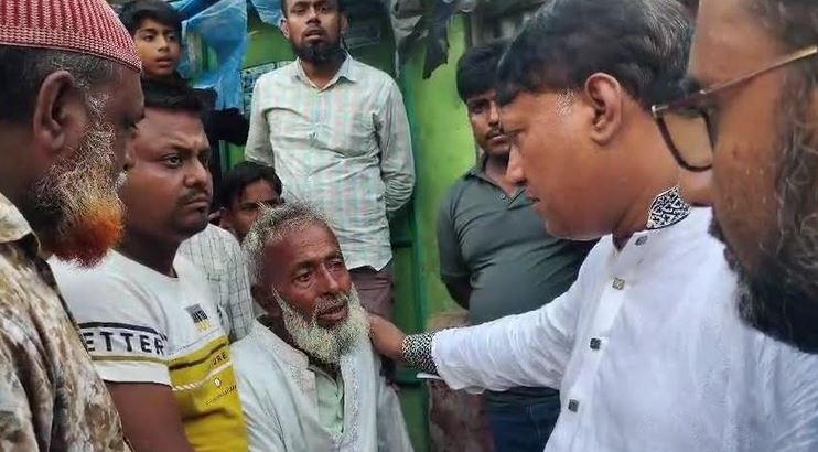 গাজীপুরে নিহত পরিবারের পাশে গোপালগঞ্জ-২ আসনের এমপি ডা কেএম ব...