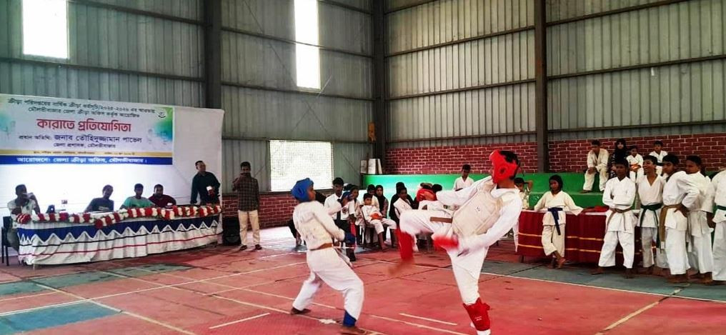 মৌলভীবাজারে ক্রীড়া অফিসের আয়োজনে বালক-বালিকাদের কারাতে প্রতি...