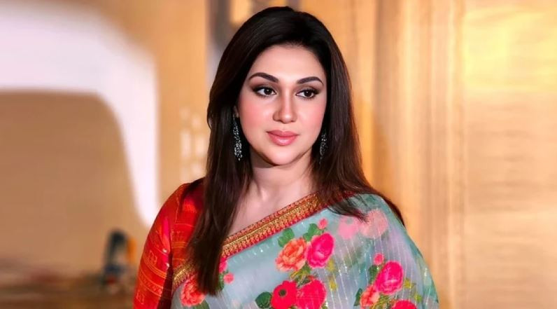 সন্তান জন্মের পর চরম অর্থকষ্টে ভুগেছেন অপু বিশ্বাস, বিক্রি ক...