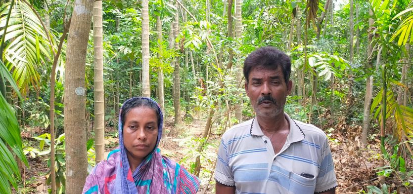 পাইকগাছায় আসহায় পরিবারের ভোগদখলে থাকা জমি থেকে লক্ষাধিক টাকা...