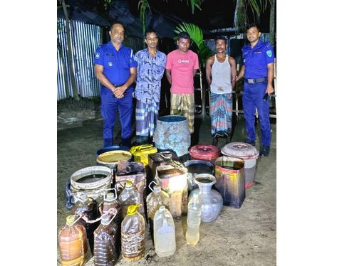 নবীগঞ্জে সেনাবাহিনীর বিশেষ অভিযানে বিপুল পরিমাণের দেশীও মদ স...