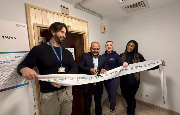 টাওয়ার হ্যামলেটস কাউন্সিল হোয়াইটচ্যাপেল স্পোর্টস সেন্টারে...