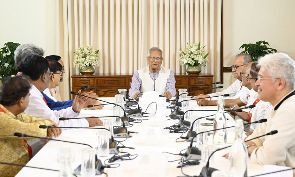 আ. লীগের কর্মকাণ্ড নিষিদ্ধের পর আরেকটা যুদ্ধ পরিস্থিতি তৈরি...