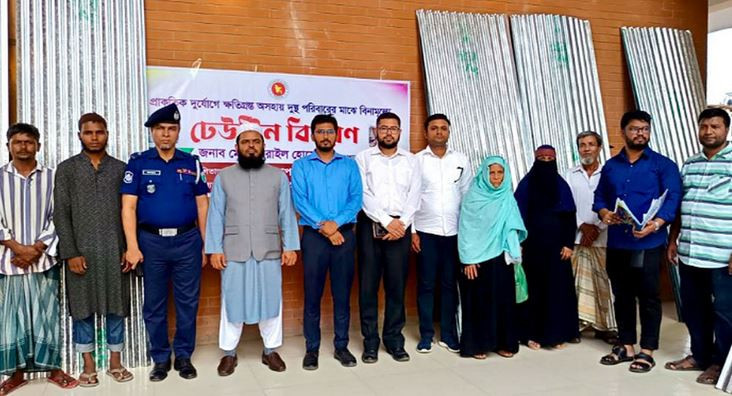 মৌলভীবাজারের  কুলাউড়ায় দু র্যো গ কবলিতদের পাশে জেলা প্রশাসক