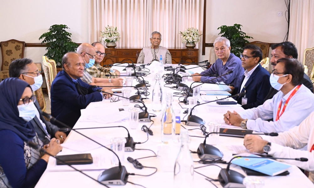 পার্বত্য চট্টগ্রামের ১০০ স্কুলে ই-লার্নিং চালুর নির্দেশ প্রধ...