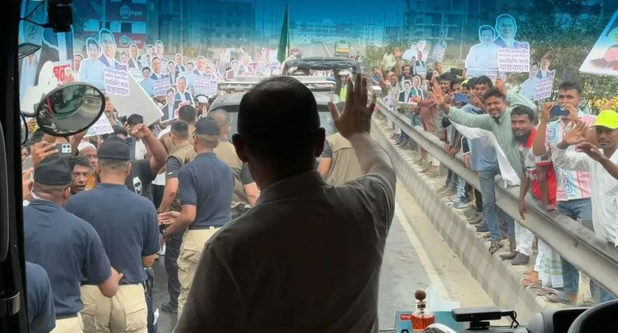 বগুড়ার পথে প্রধানমন্ত্রী তারেক রহমান