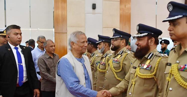 ‘আজ তাক বাংলা’র প্রতিবেদন পরিকল্পিত অপপ্রচারের অংশ: প্রেস উই...