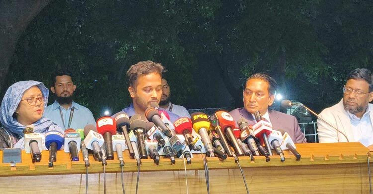 জুলাই ফাউন্ডেশন থেকে পদত্যাগ করলেন স্নিগ্ধ