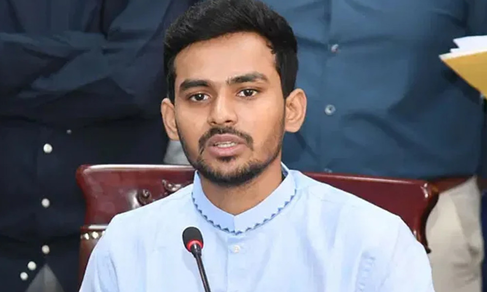 ভারতের বিধি-নিষেধ আমাদের জন্য আত্মনির্ভরশীলতার সুযোগ : আসিফ...
