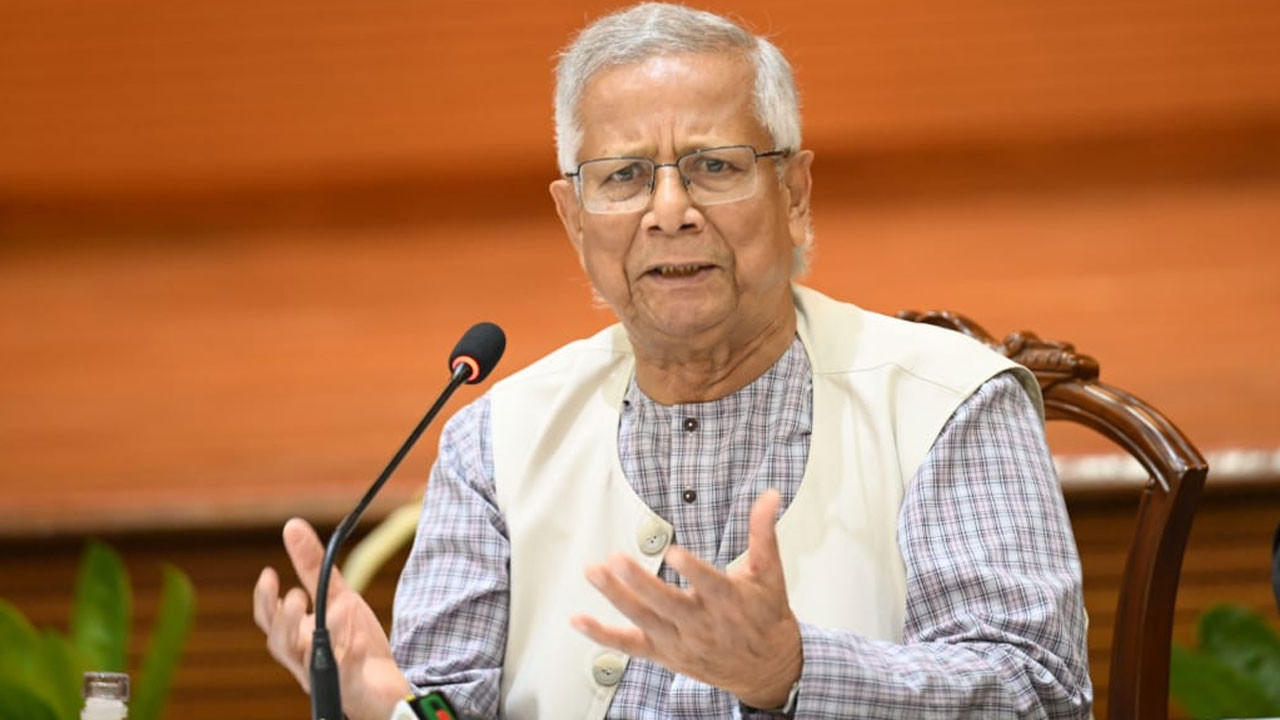 জুলাই সনদ স্বাক্ষর অনুষ্ঠান সরাসরি সম্প্রচারের আহ্বান প্রধান...