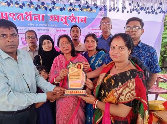নবীগঞ্জ সহকারী শিক্ষিকা মিত্রা চৌধুরীর বিদায় ও বৃত্তি প্রাপ্...
