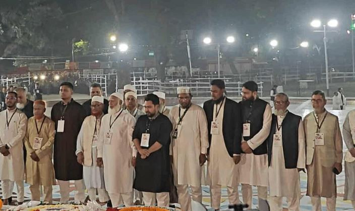 ভাষা শহীদদের শ্রদ্ধা জানালেন জামায়াত আমিরসহ বিরোধীদলীয় নেতার...