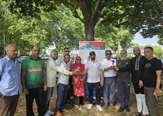 ইউকেবাংলা রিপোর্টার্স  ইউনিটির বার্ষিক ব্যাডমিন্টন প্রতিযোগ...