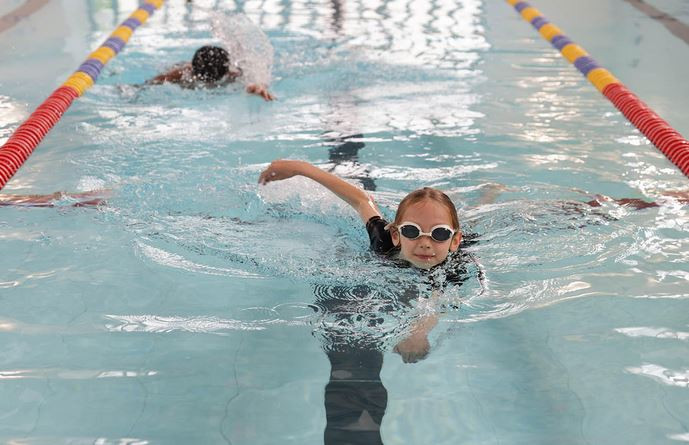 টাওয়ার হ্যামলেটসে বিনামূল্যে সাঁতার কর্মসূচি আরো বড় হচ্ছে