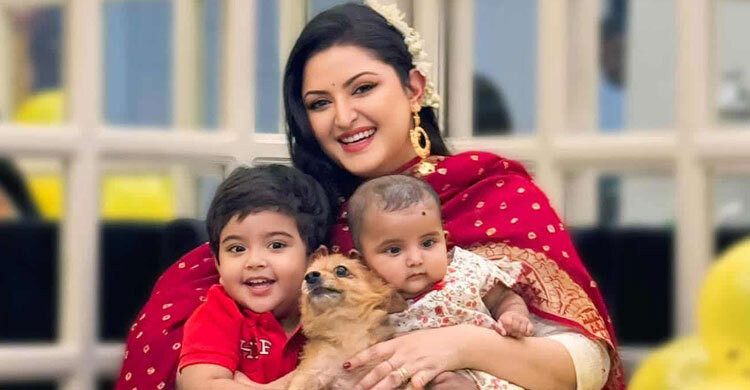 আইসিইউতে পরীমনির মেয়ে, সেই অনুষ্ঠানের পর সপরিবারে জ্বরাক্রা...