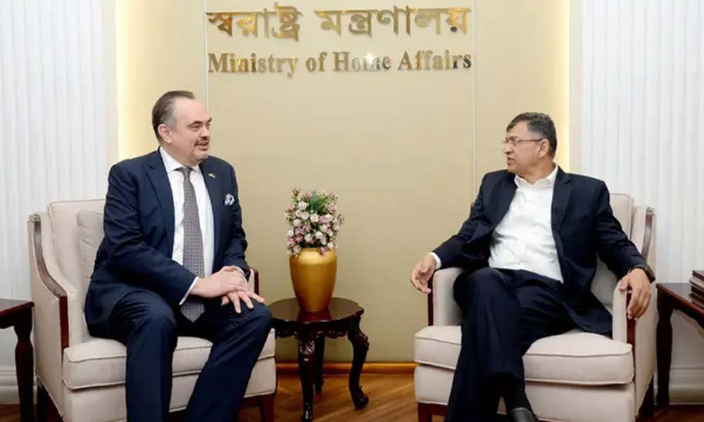 ঢাকায় মার্কিন দূতাবাসের নিরাপত্তা জোরদার করা হয়েছে : স্বরাষ্...