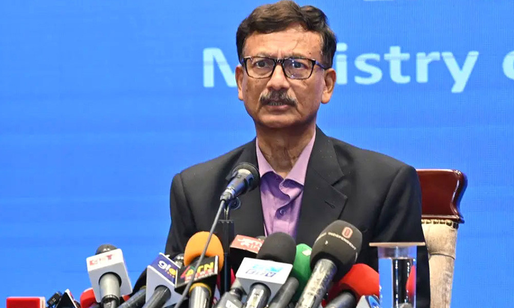 অনাকাঙ্ক্ষিত পরিস্থিতি এড়াতে ‘অন-অ্যারাইভাল ভিসা’ বন্ধ করল স...