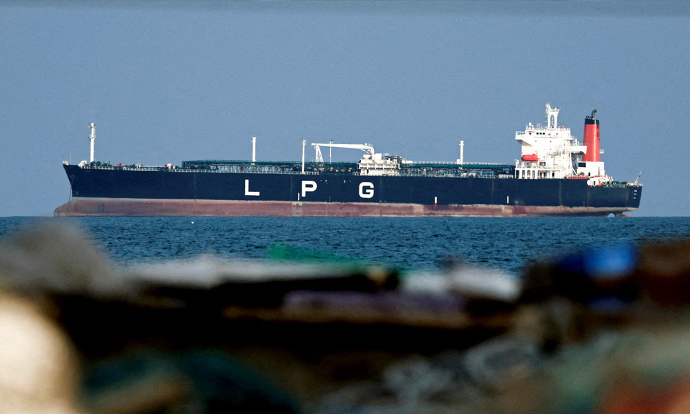 হরমুজ খুলতে ৪৮ ঘণ্টার আলটিমেটাম ট্রাম্পের, জবাবে কী করবে ইরা...