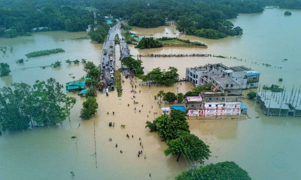 এখনো পানিবন্দি দেড় লাখের বেশি পরিবার