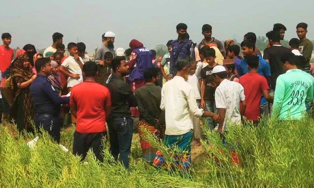 ধর্ষণের বিচার চাওয়ায় কিশোরীকে বাবার কাছ থেকে তুলে নিয়ে হত্যা...