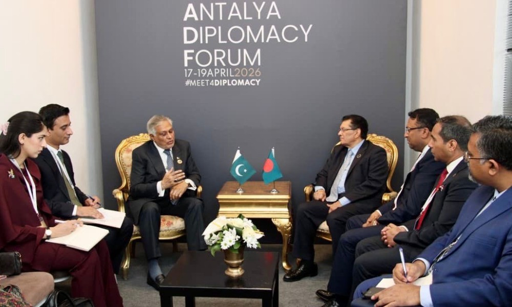 তুরস্কে খলিলুর রহমানের সঙ্গে পাকিস্তানের পররাষ্ট্রমন্ত্রীর স...