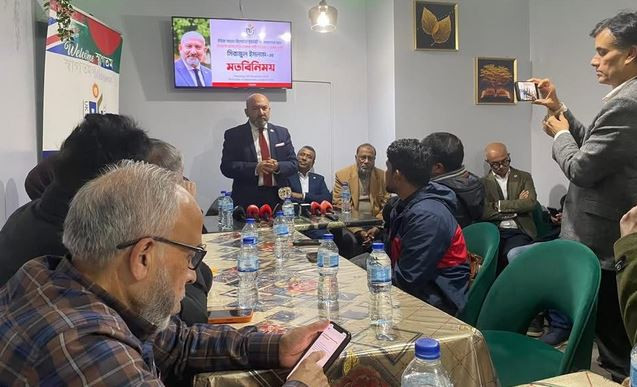 ইউকে বাংলা রিপোর্টার্স ইউনিটির সাথে  মেয়র প্রার্থী সিরাজুল ই...