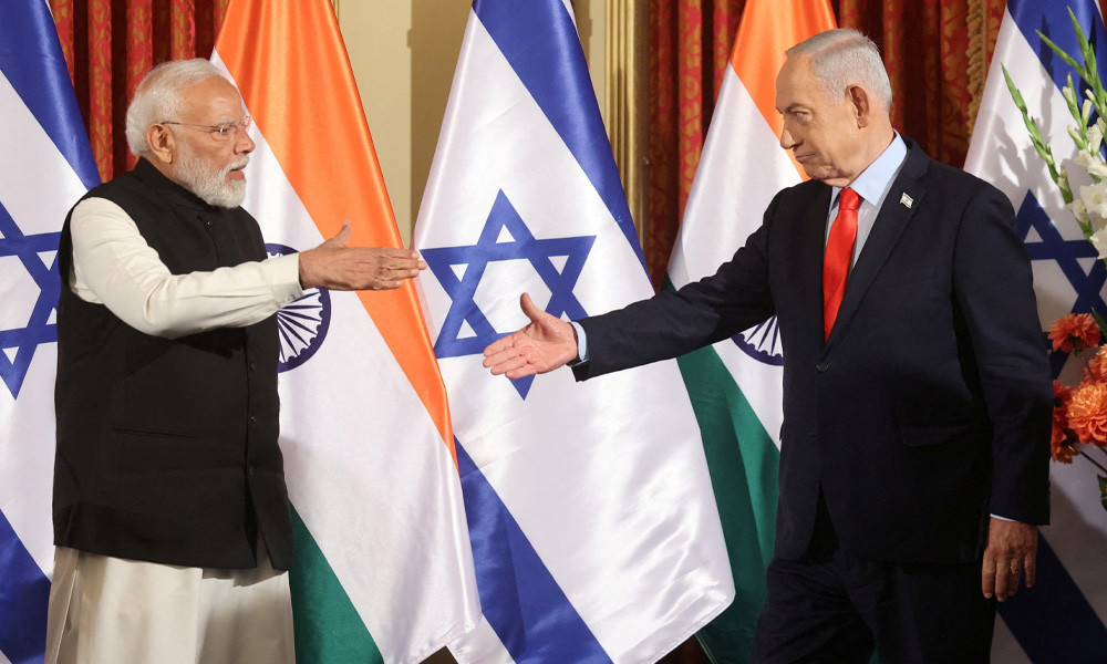 ‘কাঁধে কাঁধ মিলিয়ে’ সন্ত্রাসবাদের বিরুদ্ধে লড়াইয়ের অঙ্গীকার...