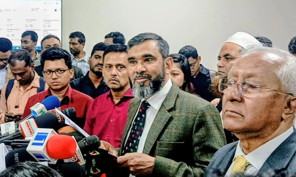 নির্বাচনের মাঠে থাকছেন ৯ লাখ ৫৮ হাজার আইন-শৃঙ্খলা রক্ষা বাহি...