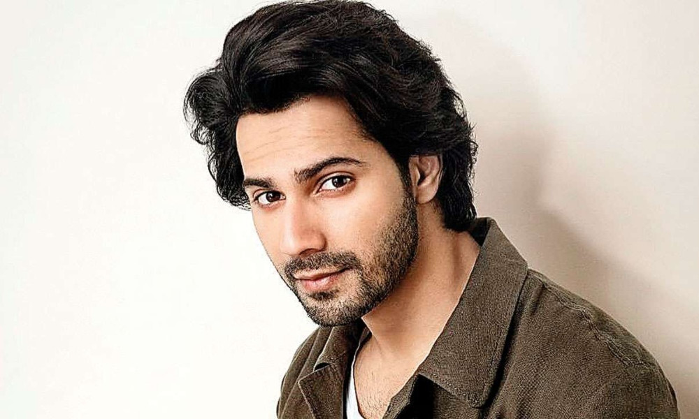 অভিনয় থেকে দীর্ঘ বিরতিতে যাচ্ছেন বরুণ ধাওয়ান!