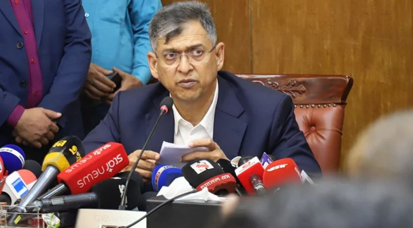 মাত্র ১৩ দিনেই আইনশৃঙ্খলা পরিস্থিতির দৃশ্যমান উন্নতি হয়েছে:...