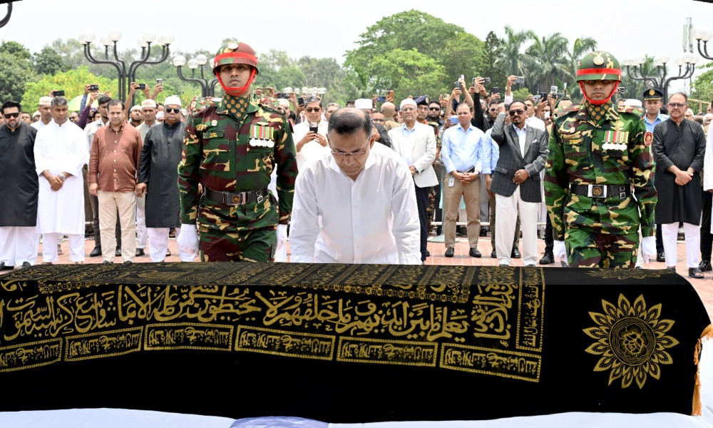 সাবেক স্বাস্থ্য প্রতিমন্ত্রী সিনহার জানাজা সম্পন্ন, প্রধানমন...