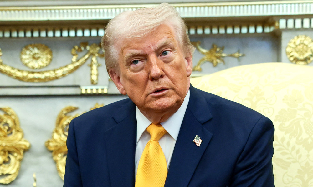 ডাকে সাড়া না দেওয়ায় ন্যাটো মিত্রদের ‘কাপুরুষ’ বললেন ট্রাম্প