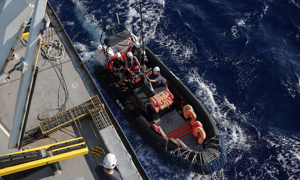 ইতালি উপকূলে বাংলাদেশিসহ ৩২ অভিবাসনপ্রত্যাশী উদ্ধার, নিখোঁজ...