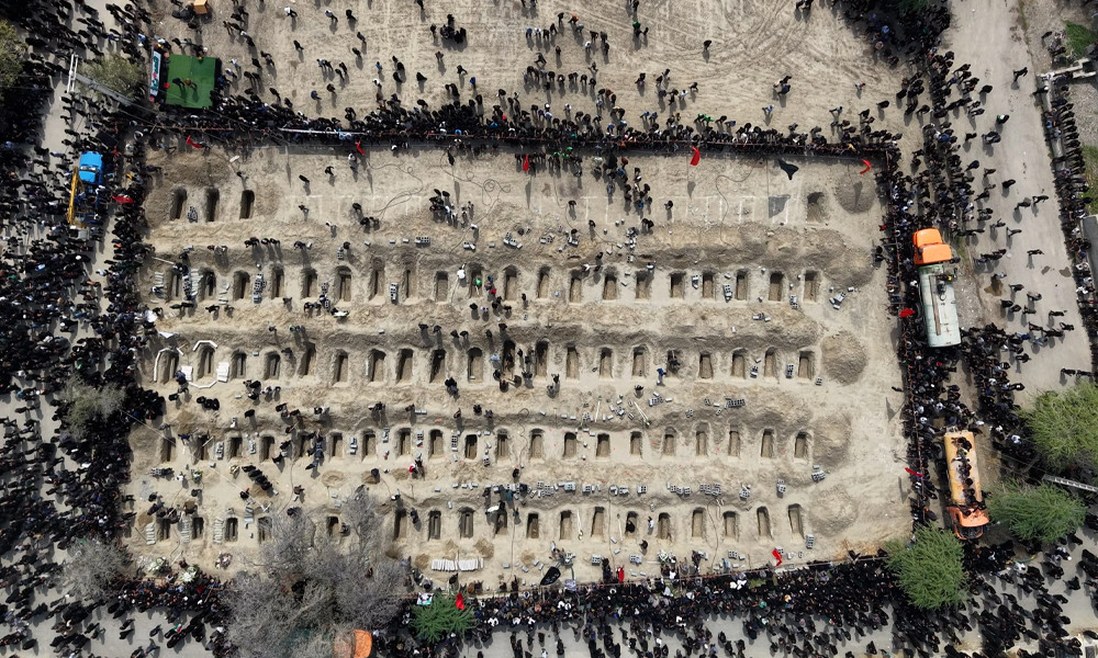 ইরানে দুই শতাধিক শিক্ষক-শিক্ষার্থী নিহত