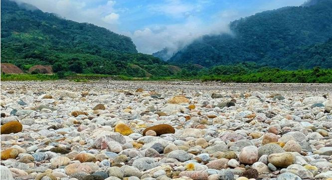 সিলেটের পাথর কোয়ারি কী চালু হচ্ছে? ঢাকার সভায় সিদ্ধান্ত হবে...