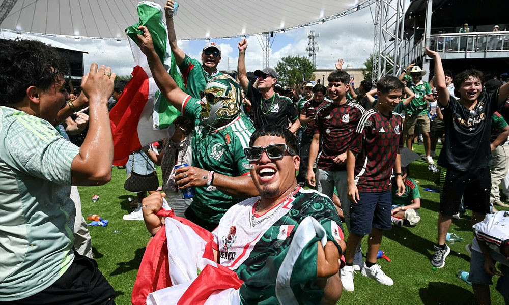 বিশ্বকাপের উদ্বোধনী দিনে আলোচনায় পাঁচ বিতর্ক