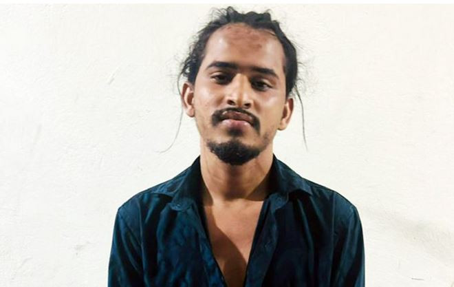জাফলংয়ে ঘুরতে গিয়ে ‘শুটার রিয়াজ’ গ্রে প্তা র
