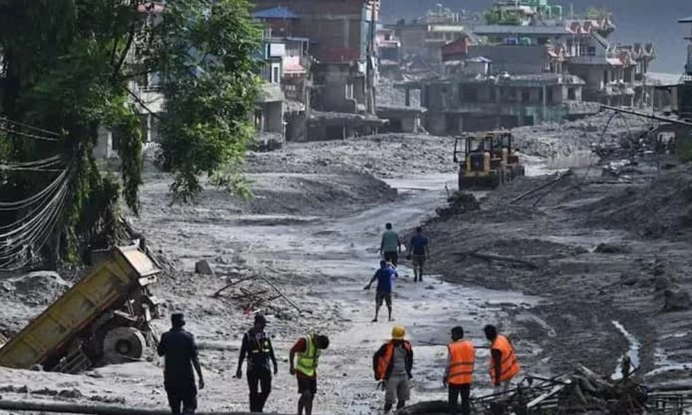 মানুষের সৃষ্ট জলবায়ু পরিবর্তনের কারণেই নেপাল বিপর্যয়!
