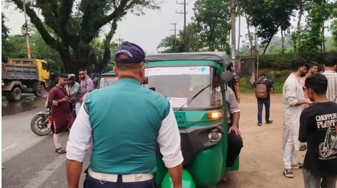 সিলেটে ২৪ ঘণ্টায় গ্রেপ্তার ২৬, উদ্ধার ৮১৮ পিস ট্যাপেন্টাডল